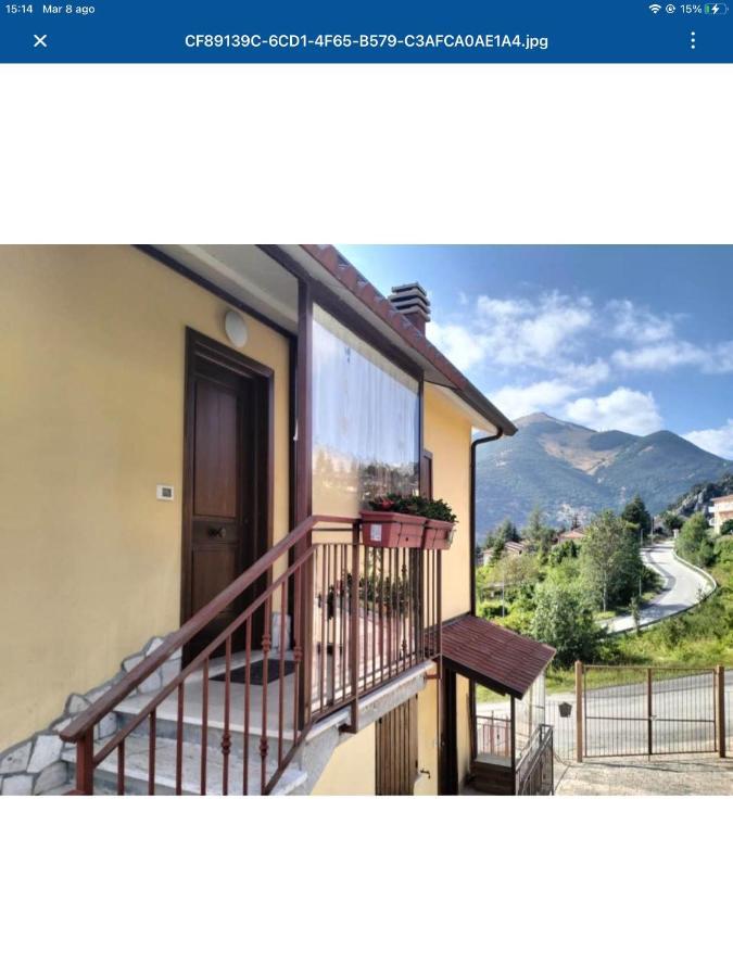 Villa La Cerbiatta Castel Di Sangro Esterno foto